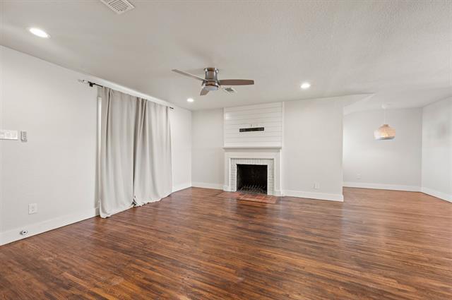 Building Photo - 3809 Carolyn Rd