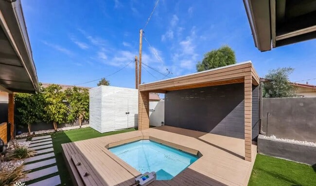 Building Photo - BRS Realty SA