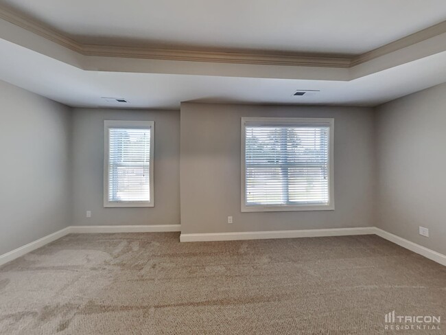 Building Photo - 65 Tanawha Ct