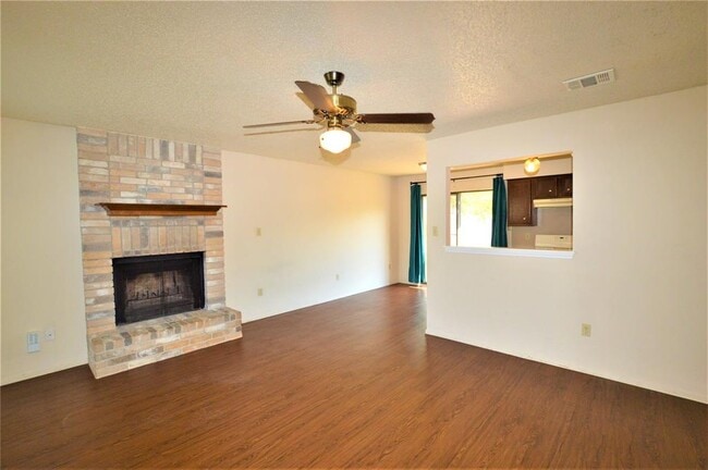 Building Photo - 3517 Rollingway Cove