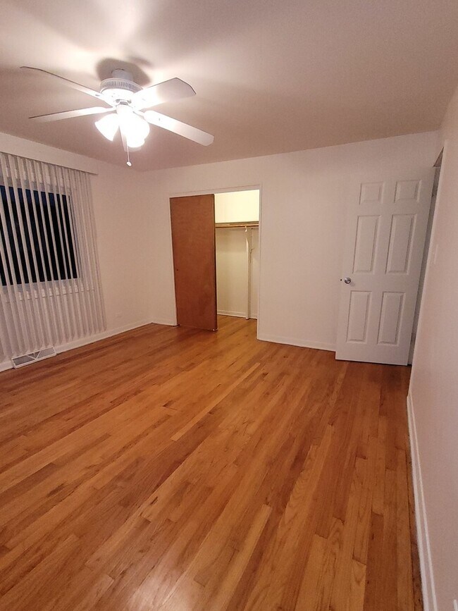 Building Photo - 4643 Church St