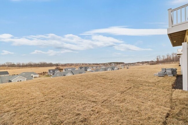 Building Photo - 22 Iron Horse Ln