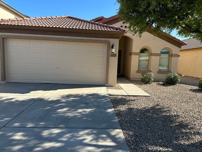 Building Photo - Skyline Ranch home