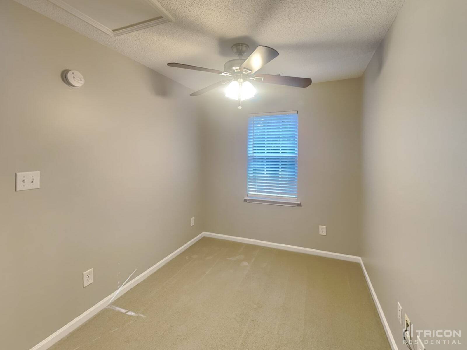 Building Photo - 2023 Westminster Ln