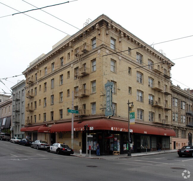 The Saratoga - 1008 Larkin