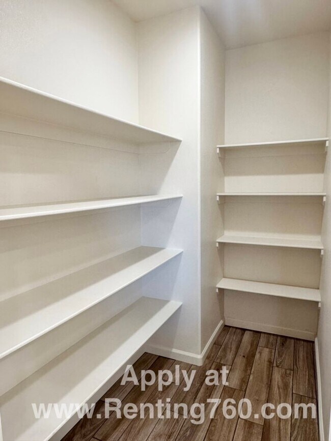 Building Photo - Prestigious Updated Home In Sage Estates