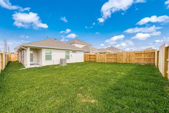 Building Photo - 7538 Coral Ter Dr