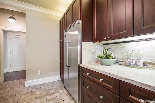 Building Photo - 850 Powell St