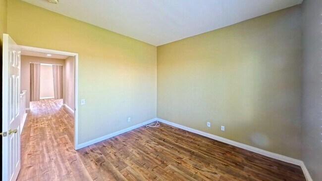 Building Photo - Welcome to your next dream home in Corona!