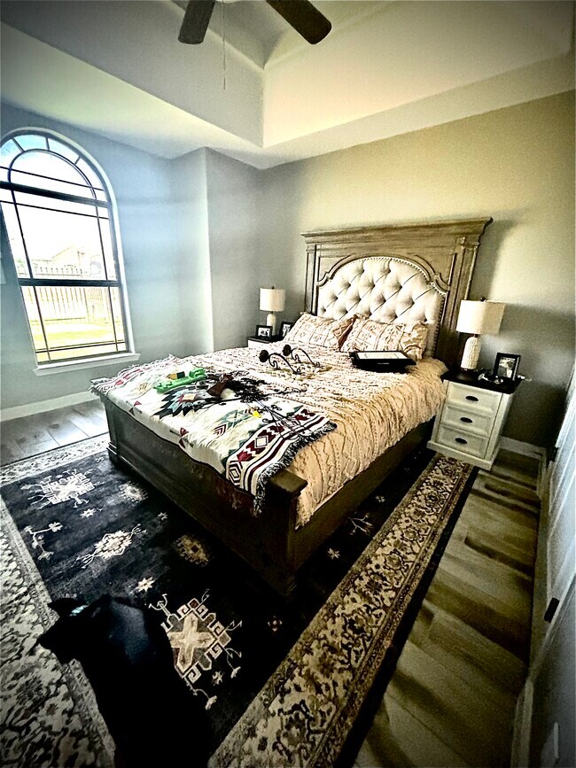 Building Photo - 1422 Seminole Valley Dr