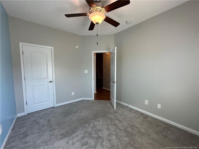 Building Photo - 498 New Castle Ln