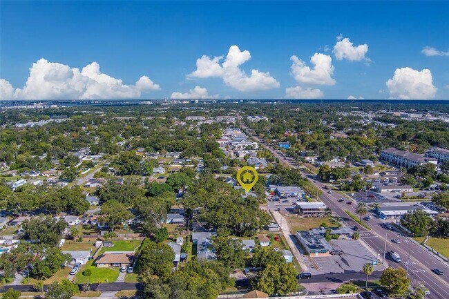 Building Photo - 810 2nd Ave NW