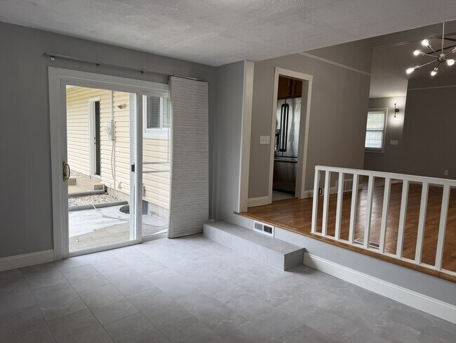 Building Photo - 8747 Kathy Ct