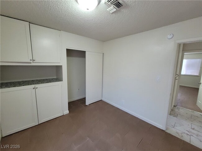 Building Photo - 3908 Montebello Ave