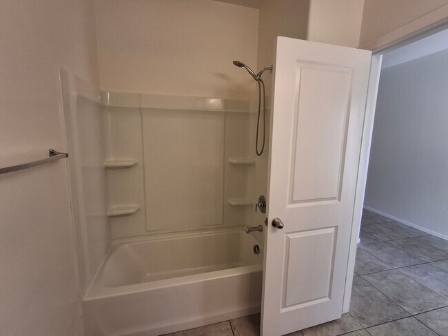 Building Photo - 3560 N Mia Ln