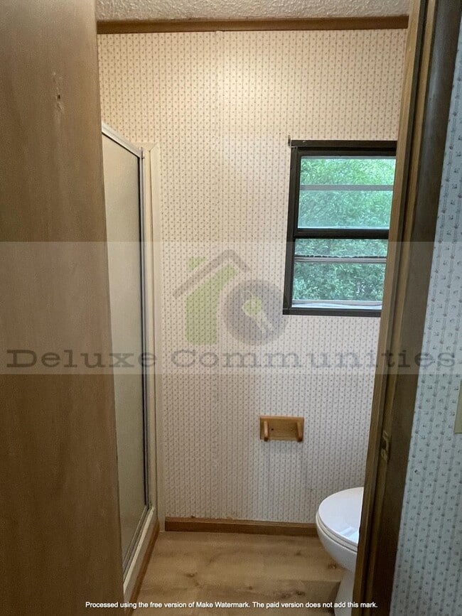 Building Photo - 2 Bedroom 2 Bath Manufactured Home