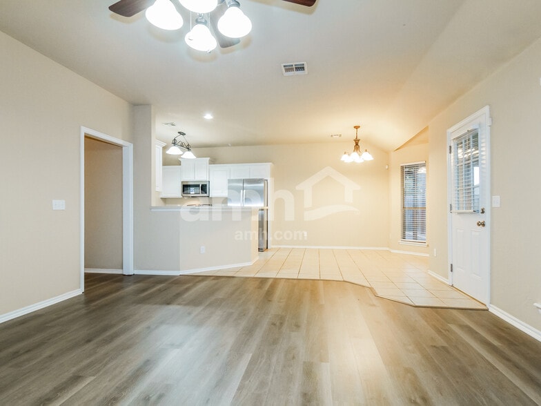 Building Photo - 509 SW 163rd St