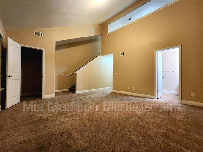 Building Photo - 11330 White Bluff Rd
