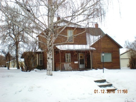 Building Photo - 3 Bedroom, 1 Bath Apartment for Rent - Clo...