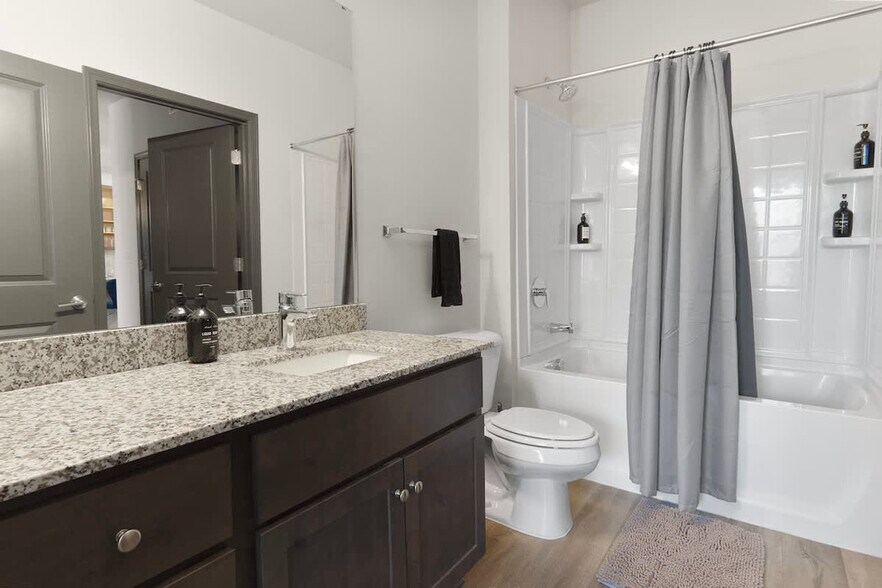 Building Photo - 1540 Dunn Rd