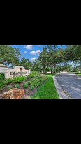 Building Photo - 6068 Towncenter Cir