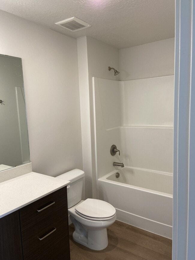 Building Photo - 445 S 1540 E