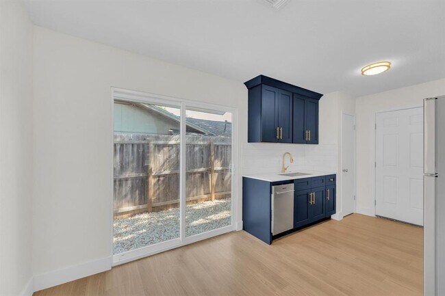 Building Photo - 1008 Wilks Ave