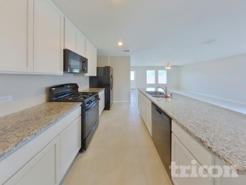 Building Photo - 11816 Mancos Trl