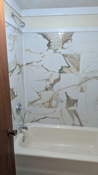 Building Photo - 2721 Wood St