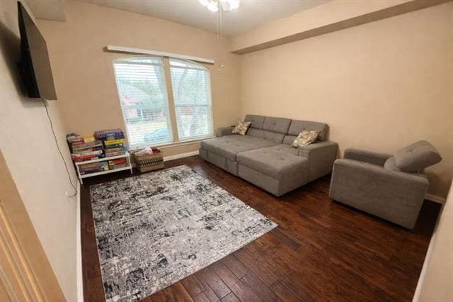 Building Photo - 4640 Wales Dr