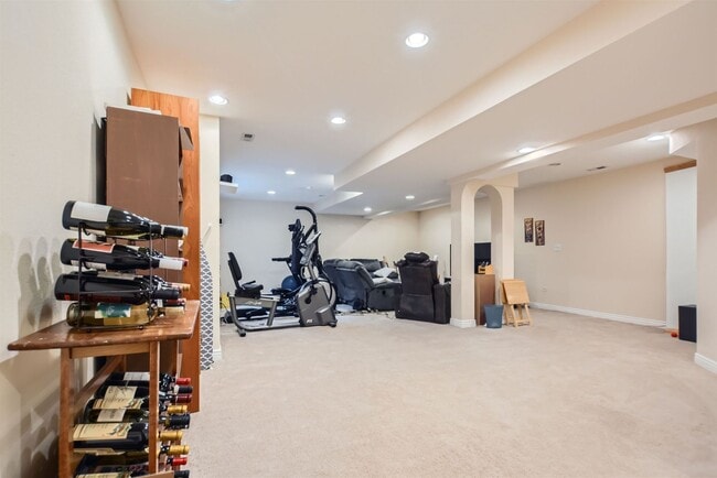 Building Photo - Spacious Haven: 4 BDR Home in Louisville, CO