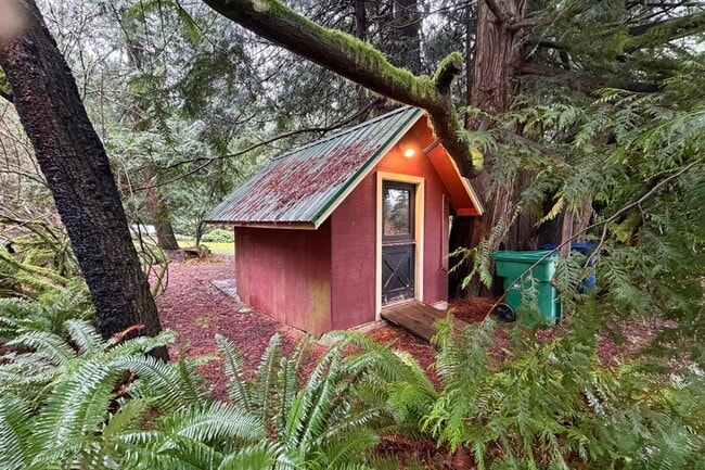 Building Photo - 5Bd/2.5Ba Redmond House