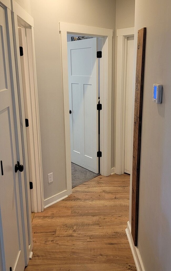 Building Photo - Beautiful 4-bedroom, 2.5- bath home with b...