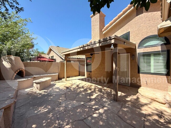 Building Photo - 15845 N 51st St