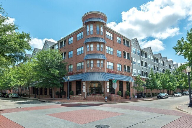 Primary Photo - 3120 State St