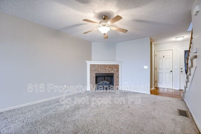 Building Photo - 5526 N Broadway