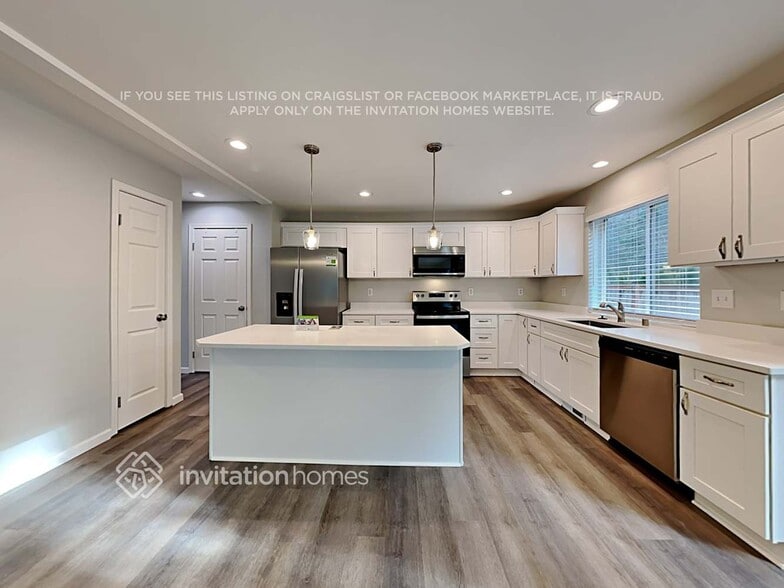 Building Photo - 12826 167th St Ct E