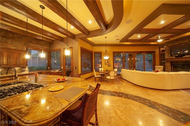Building Photo - 514 Mandalay Ct