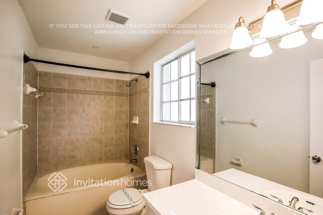 Building Photo - 14365 SW 134th Pl