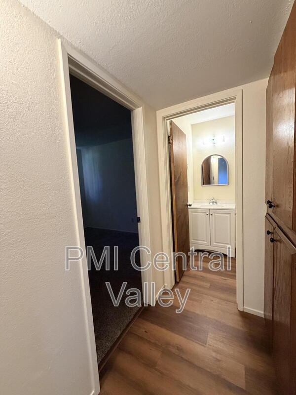 Building Photo - 324 Felton Way