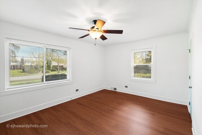 Building Photo - 804 S President St