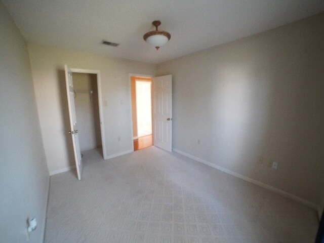 Building Photo - 1570 Heartwood Dr