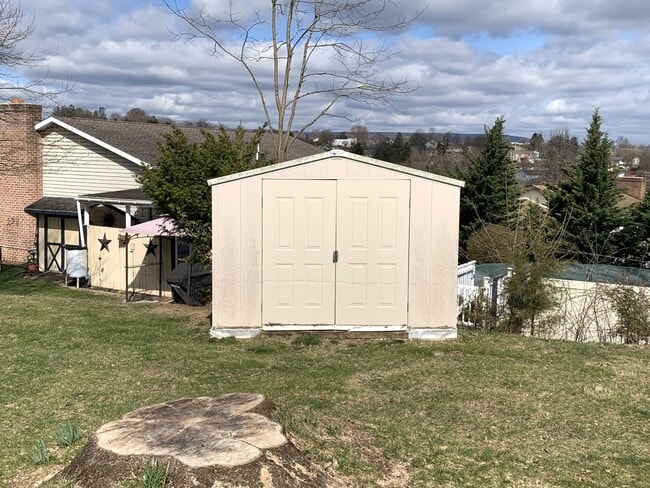 Building Photo - Charming 3-Bedroom, 1-Bath Single-Family Home