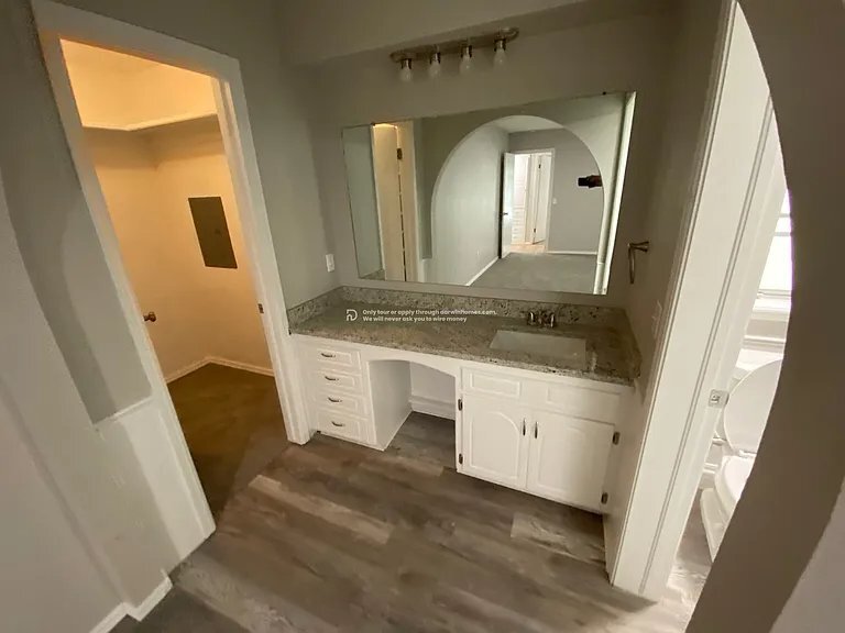 Building Photo - 8133 NW 26th St