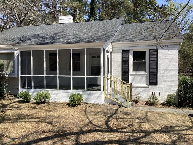Building Photo - 5123 Kilbourne Rd