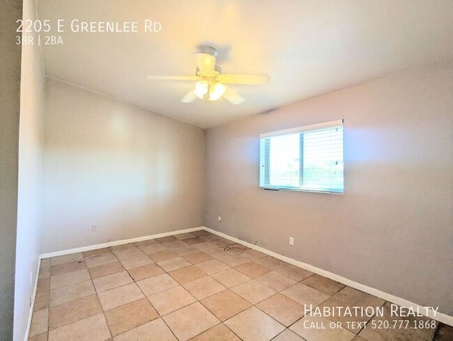 Building Photo - 2205 E Greenlee Rd