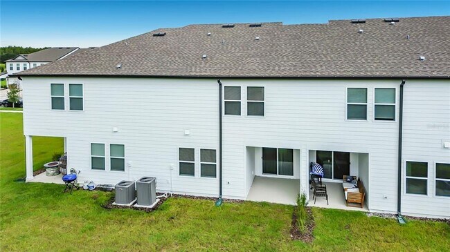 Building Photo - 2542 Grey Hawk Dr