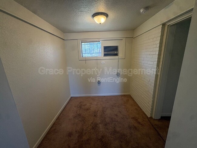 Building Photo - 1343 Del Mar Pkwy