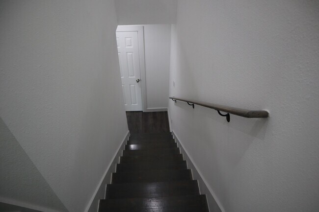 Building Photo - 339 Connecticut St