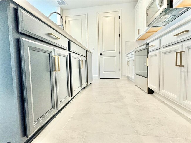 Building Photo - 9629 Saramago Aly